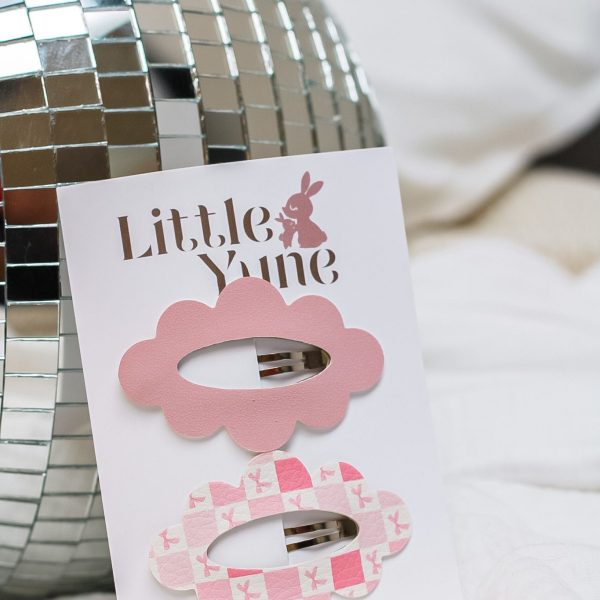 Cloud Nine Clips Pink Ballet – set van twee grotere wolk-speldjes (zachtroze en roze ruit met balletstrikjes), ideaal voor een messy bun, Little Yune.